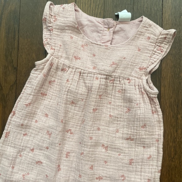 Romper - Picture 2 of 5